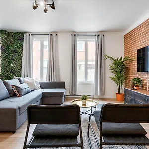 Initial - Greenplace - Downtown Qc City Apartment